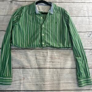 Vintage fit size large crop button down